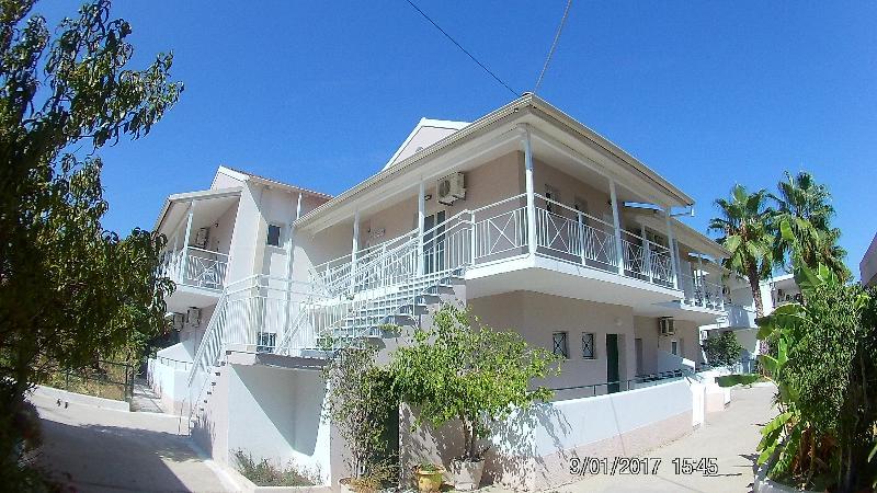 Cavo D' Oro Complex Apartment Kávos Екстериор снимка